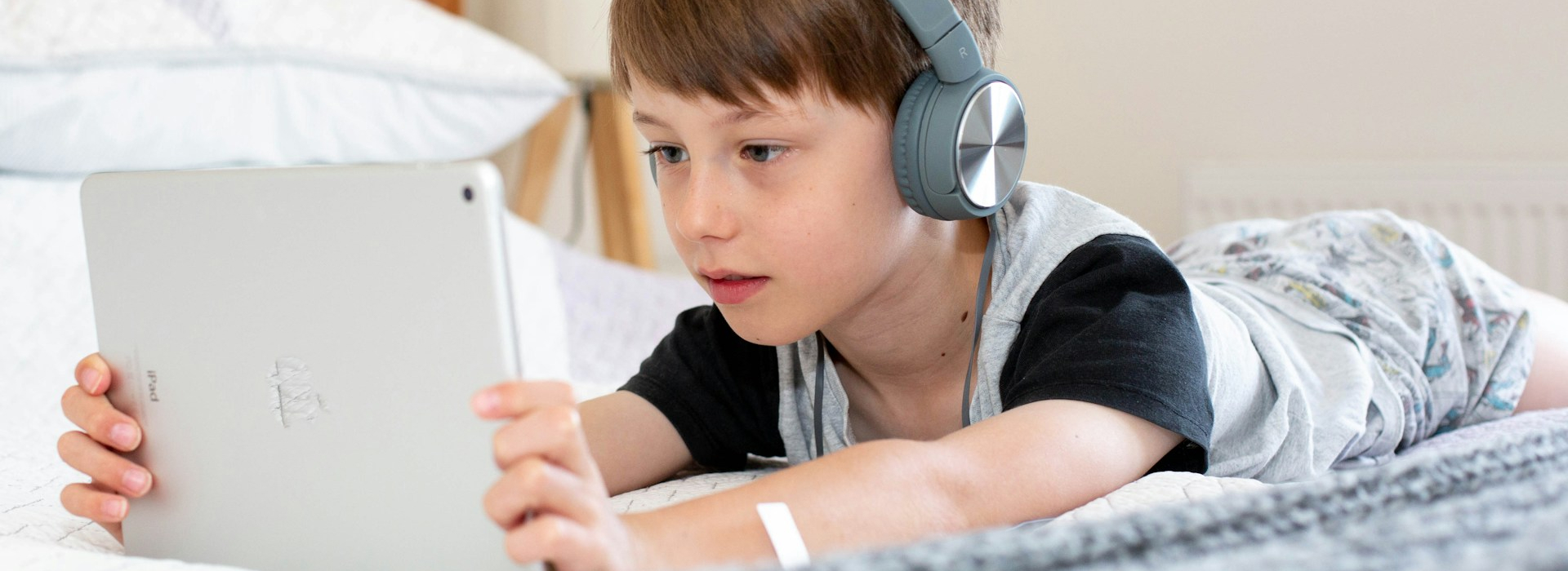 Pourquoi faut-il éviter les écrans chez les enfants ?